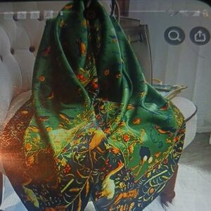 Green Botanical Print Women's Scarf - Silky Fabric